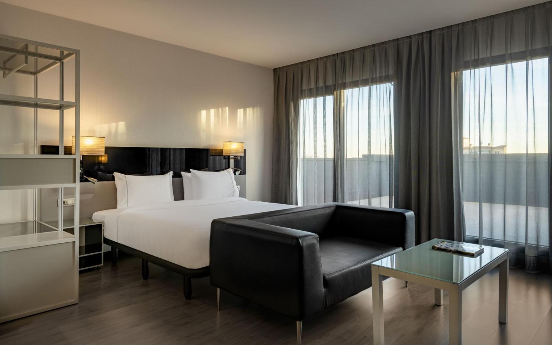 Ac Hotel Atocha By Marriott Мадрид Экстерьер фото